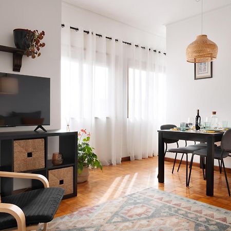 ! Luminous 2Br Top Floor ! Praca Da Republica Porto Eksteriør billede