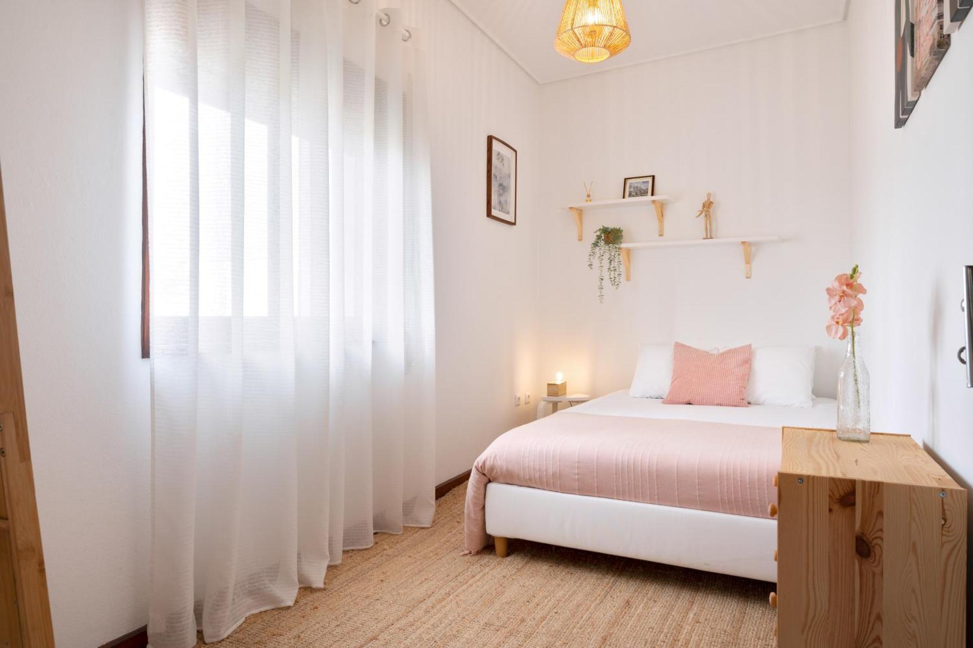 ! Luminous 2Br Top Floor ! Praca Da Republica Porto Eksteriør billede